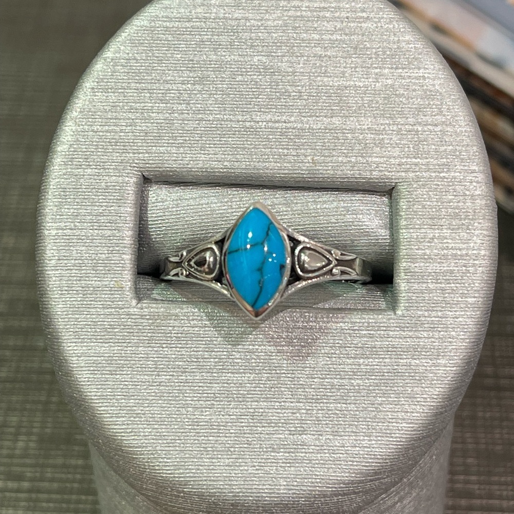 .925 Turquoise ring in size 8